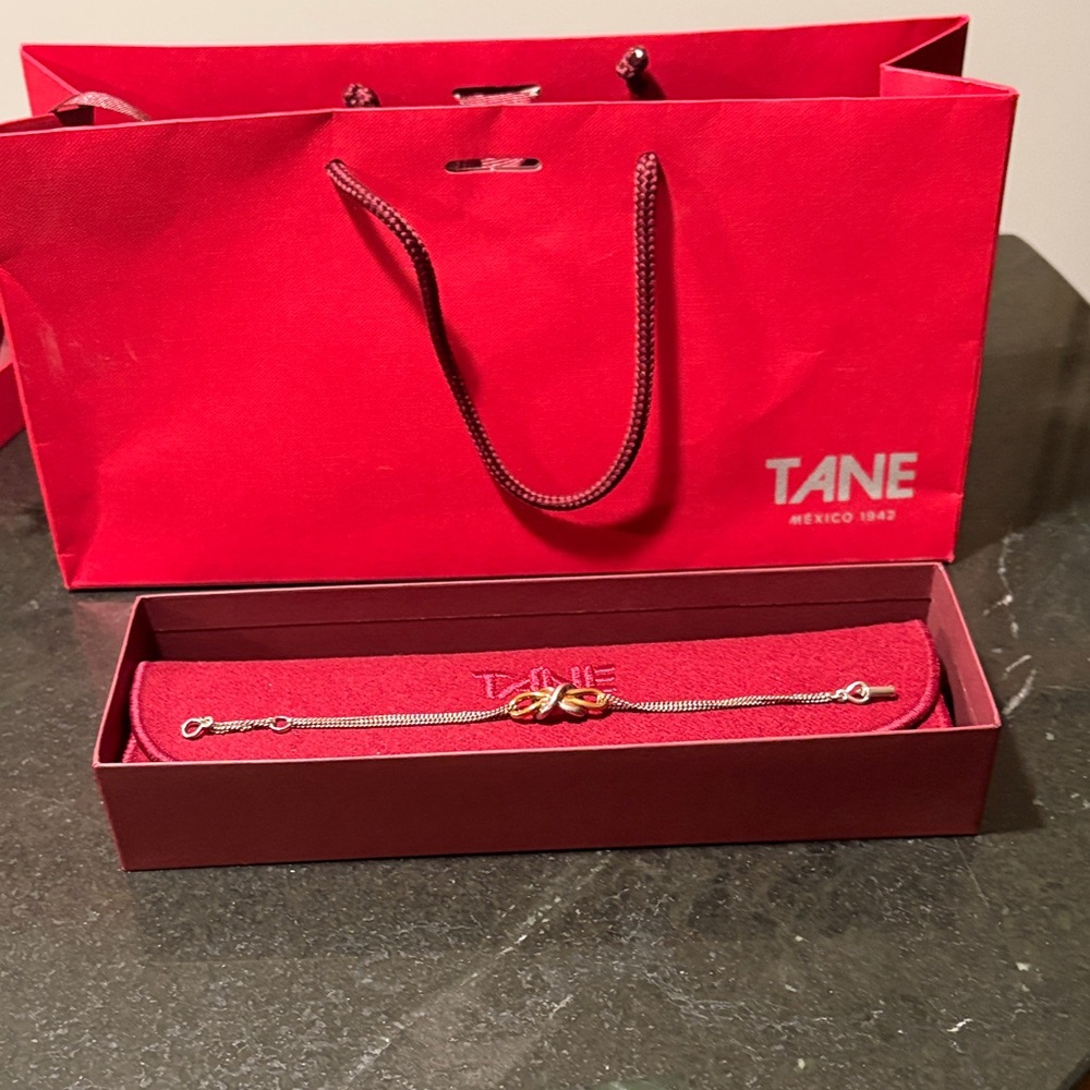 TANE Two-Tone Knot Bracelet